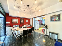 Kew Vale (D16), Terrace #309665381
